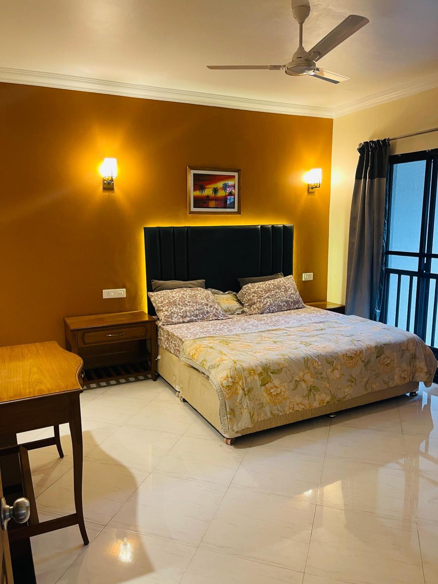 Riviera Palms 1 Luxury 1 Bhk With Swimmimg Pool View- Arpora - Near Baga * Old Goa